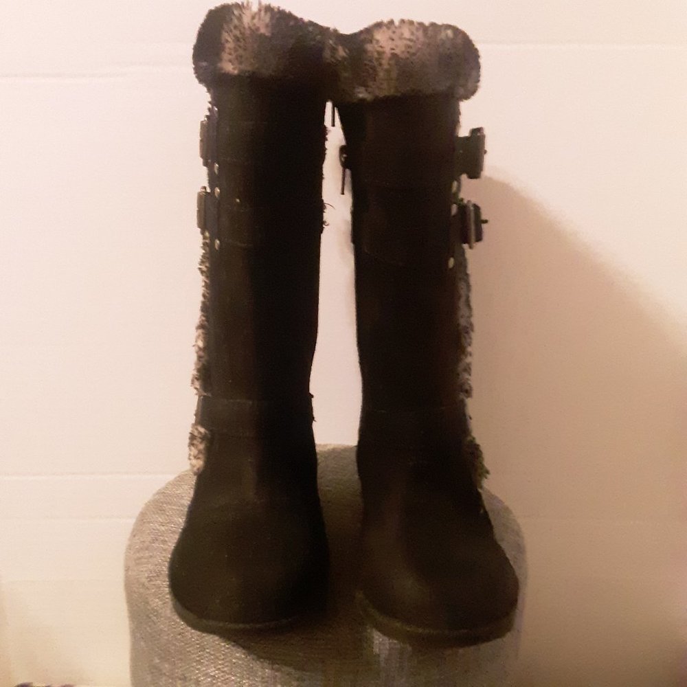 Girls size 2M black Haley Buckle Boots